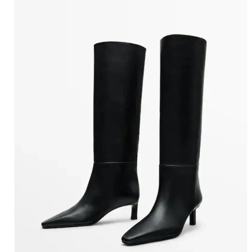 Massimo Dutti NWT leather black riding boots
Never worn